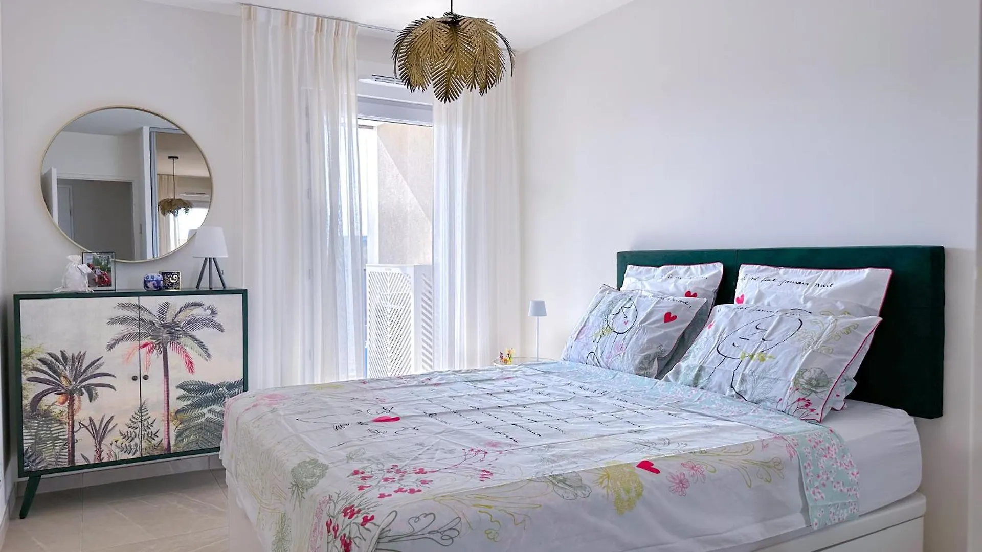 Appartement Alchimy Antibes 0*,  France